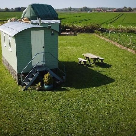 Hotel Maple Hut Four Acre Farm à Aylsham Extérieur photo